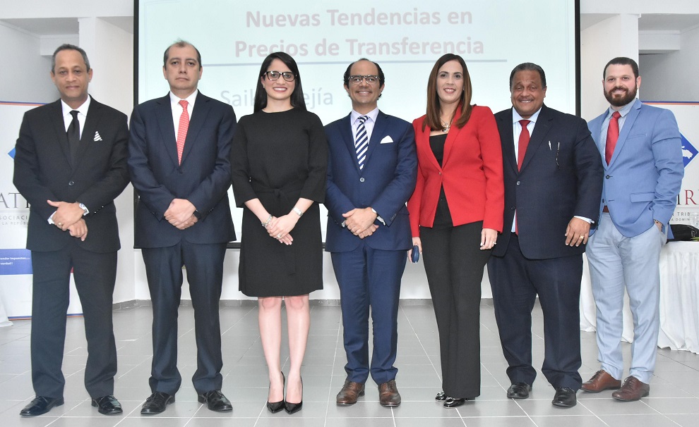 césar peralta, josé casas, laura luciano, josé salas, saika mejia, ovadis marmolejos y roberto mella