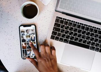 Establecer propósitos digitales permite pasar de ser espectadores a protagonistas de nuestra propia seguridad en línea.