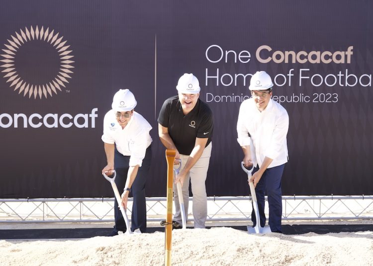 Jorge Subero Medina, Victor Montagliani y David Collado. Fuente externa.