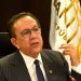 Héctor Valdez Albizu, gobernador del Banco Central. | Lésther Alvarez