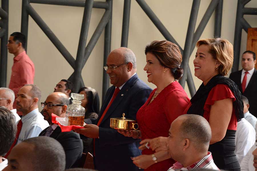 La vicepresidenta Margarita Cedeño y Ramón González Paulino encabezaron el acto. /LÉSTHER ÁLVAREZ
