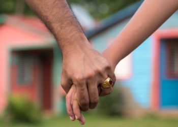 El embarazo en adolescentes sigue siendo una problemática crítica en el país, a pesar de haber disminuido en los últimos cinco años (9.5%). - Fuente externa.