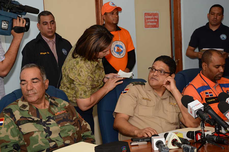 El director del COE, general Juan Manuel Méndez, ofreció un informe sobre el resultado del operativo de prevención en Navidad. / LÉSTHER ÁLVAREZ.