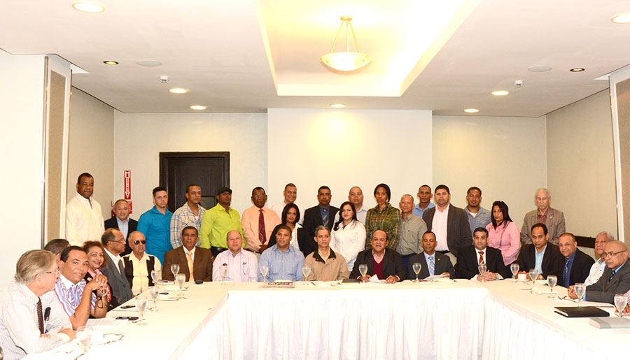 La Federación Dominicana de Comerciantes pide un mejor trato del Gobierno./GABRIEL ALCÁNTARA.