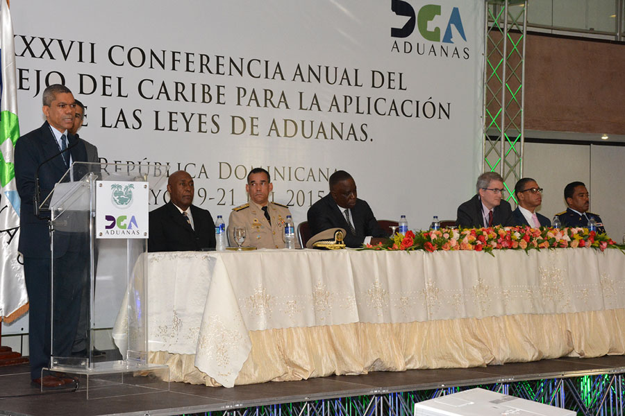 Gabino Polanco, subdirector de Aduanas, encabezó la conferencia anual del Caribe sobre aplicación de leyes de Aduanas, que se realizó en el hotel Crowne Plaza. / Gabriel Alcántara