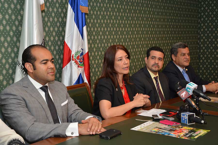 Kali Michel; Sina des Rosario, Juan Miguel Guzmán y José Miguel Martínez/ LÉSTHER ÁLVAREZ