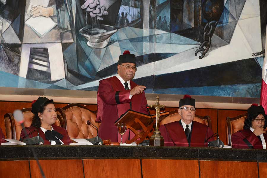 Los jueces del Tribunal Constitucional rindieron cuentas de su gestión. | LÉSTER ÁLVAREZ.