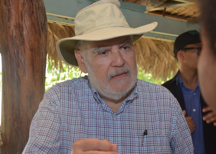 El ministro de Medio Ambiente y Recursos Naturales, Miguel Ceara Hatton. | Lésther Álvarez.