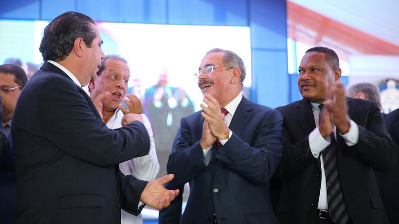 El presidente Danilo Medina dejó inaugurada la vía en presencia de empresarios turísticos de la zona y de funcionarios de su gobierno./elDinero