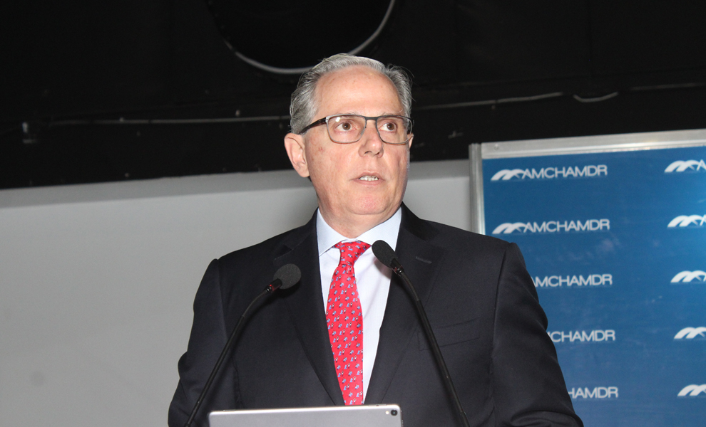 david fernández, presidente de amchamdr