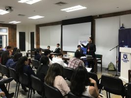 de prisco martinez mientras debatian contra camejo diaz