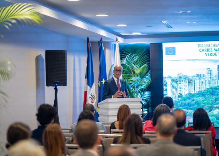 Deodat Maharaj, director ejecutivo de Caribbean Export. | Fuente externa.