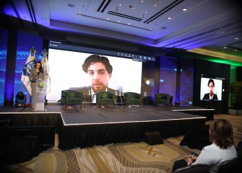 Advirtió que la capacidad de insertarse en esa nueva arquitectura productiva depende de condiciones internas, entre ellas la energía.