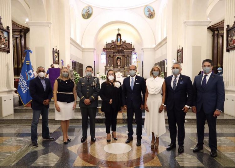 Directivos Seguros Reservas en Catedral Santiago Apóstol de la ciudad de Santiago
