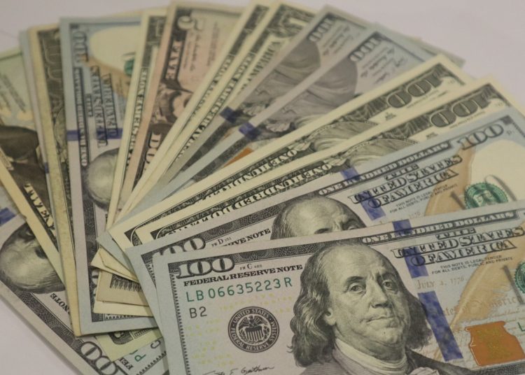BCRD: la compra se ubica a 58.9620 y la venta en 59.2270,