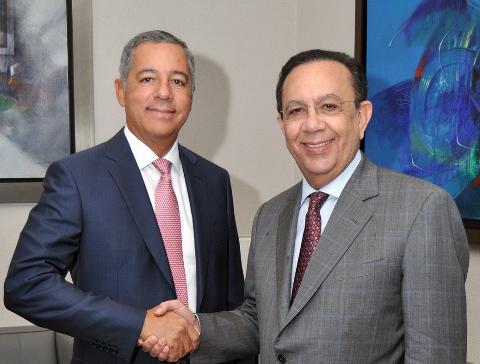 donald guerrero y hector valdez albizu.