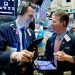 Entre los 30 valores del Dow, Chevron y Home Depot eran los que más subían -en un 0.30%, respectivamente-, mientras que las mayores caídas eran para Intel (-2.04) y Dow Inc (-1.7%).