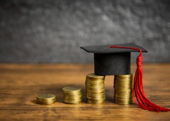 Luis Chiba Ramayoni, invertir en la educación es la mejor herencia que se le puede dar a los hijos.