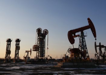 Los contratos de futuros del WTI para entrega en septiembre sumaron US$3.18 con respecto al cierre de la sesión anterior y se situaron en US$77.91.
