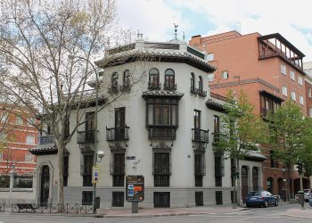 España podría implicarse, según el informe, en el apoyo a un proceso de transición pacífica en Venezuela.