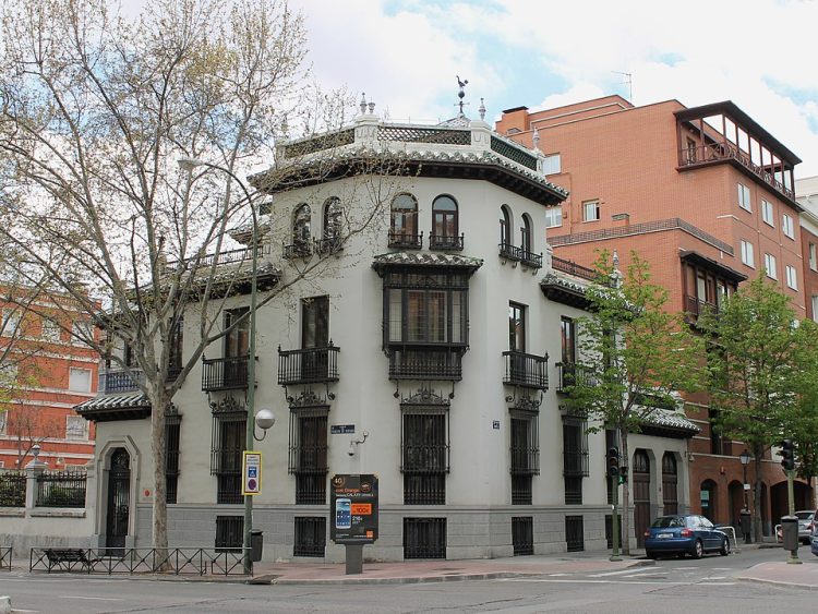 España podría implicarse, según el informe, en el apoyo a un proceso de transición pacífica en Venezuela.