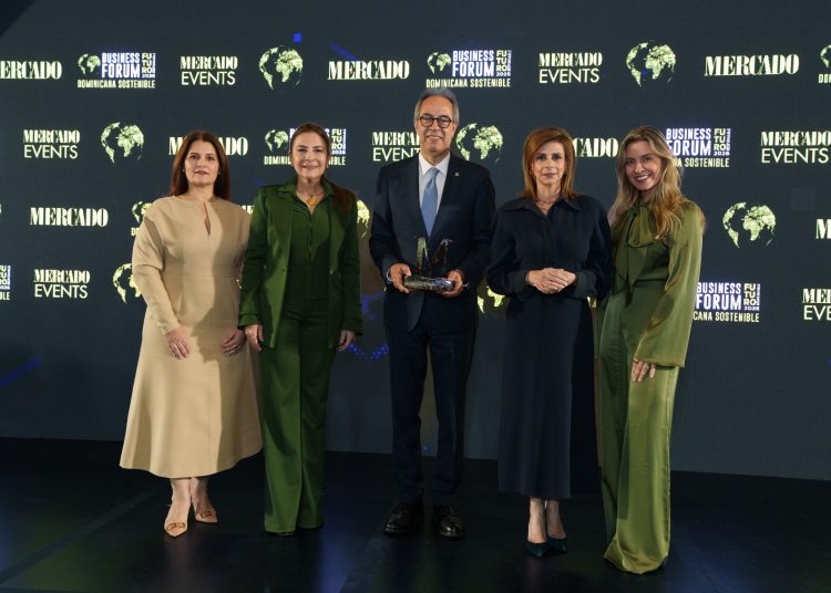 El reconocimiento fue recibido por José Mármol, vicepresidente ejecutivo de Comunicaciones Corporativas, Reputación y Banca Responsable de Grupo Popular.