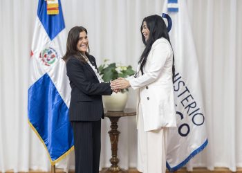Yeni Berenice Reynoso, se reunió con la embajadora de Estados Unidos, Leah Francis Campos.