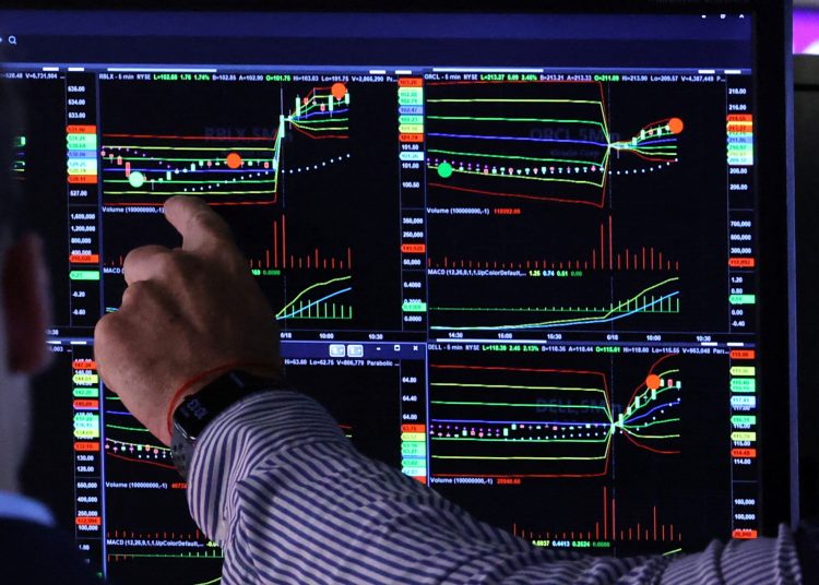 Argentina (7.7), Ecuador (10.1) y Bolivia (17.2), ubicadas dentro de los niveles más altos de riesgo país en la región.