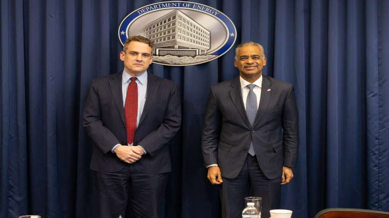 Ministro de Energía y Minas fortalece diálogo bilateral con EE.UU. sobre minerales críticos y energía