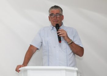 Rivero llamó a fortalecer la colaboración entre el Gobierno, productores, academia y sector privado.