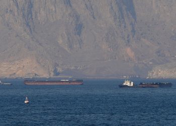 El Estrecho de Ormuz sigue siendo una ruta estratégica para el comercio energético mundial.