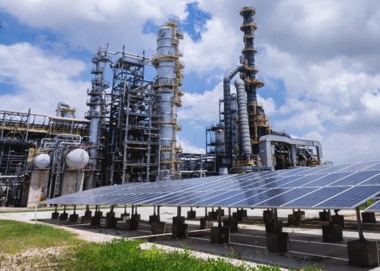 Los millonarios recursos también serán utilizados para realizar estudios y desarrollos necesarios para aumentar la actividad exploratoria 'offshore' (costa afuera) en el mar Caribe.