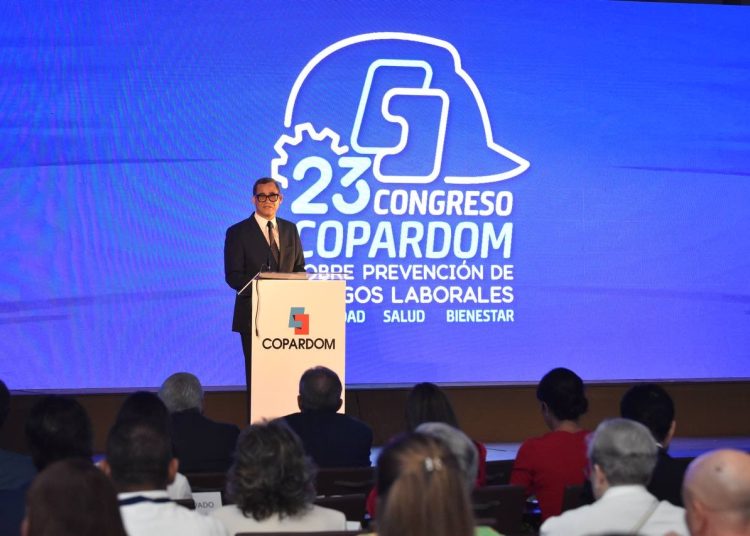 El ministro de Trabajo de República Dominicana, Eddy Olivares.