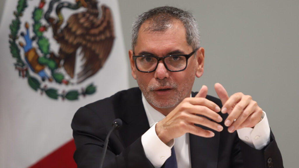 México prevé impacto “neutro” en finanzas por subsidio a combustibles