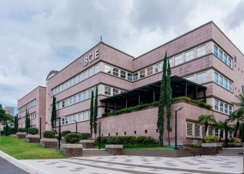 BCIE destaca oportunidades de RD para atraer inversión, cooperación internacional y transferencia de conocimiento.