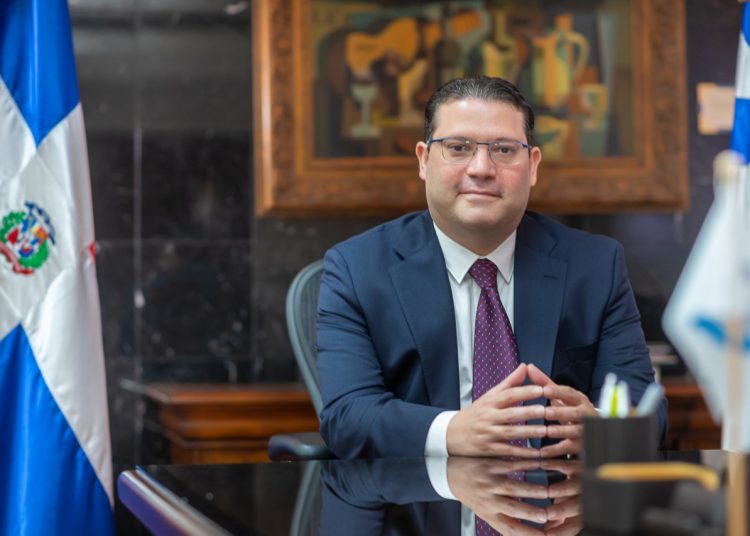 Eduardo Sanz Lovatón