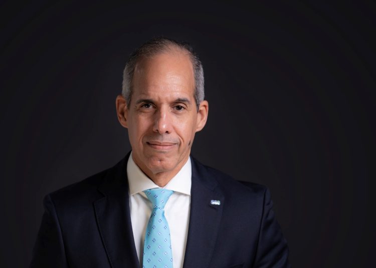 Presidente de AES Dominicana,Edwin de los Santos. | Fuente externa.