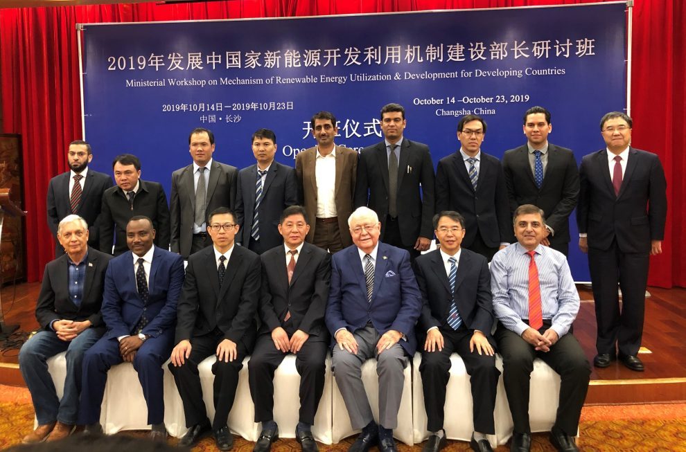 el ministro isa conde participa en evento sobre desarrollo de renovables en china