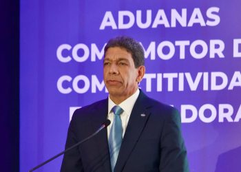 El director de Adoexpo, Karel Castillo, destacó el dinamismo de sectores como zonas francas y agroindustria.