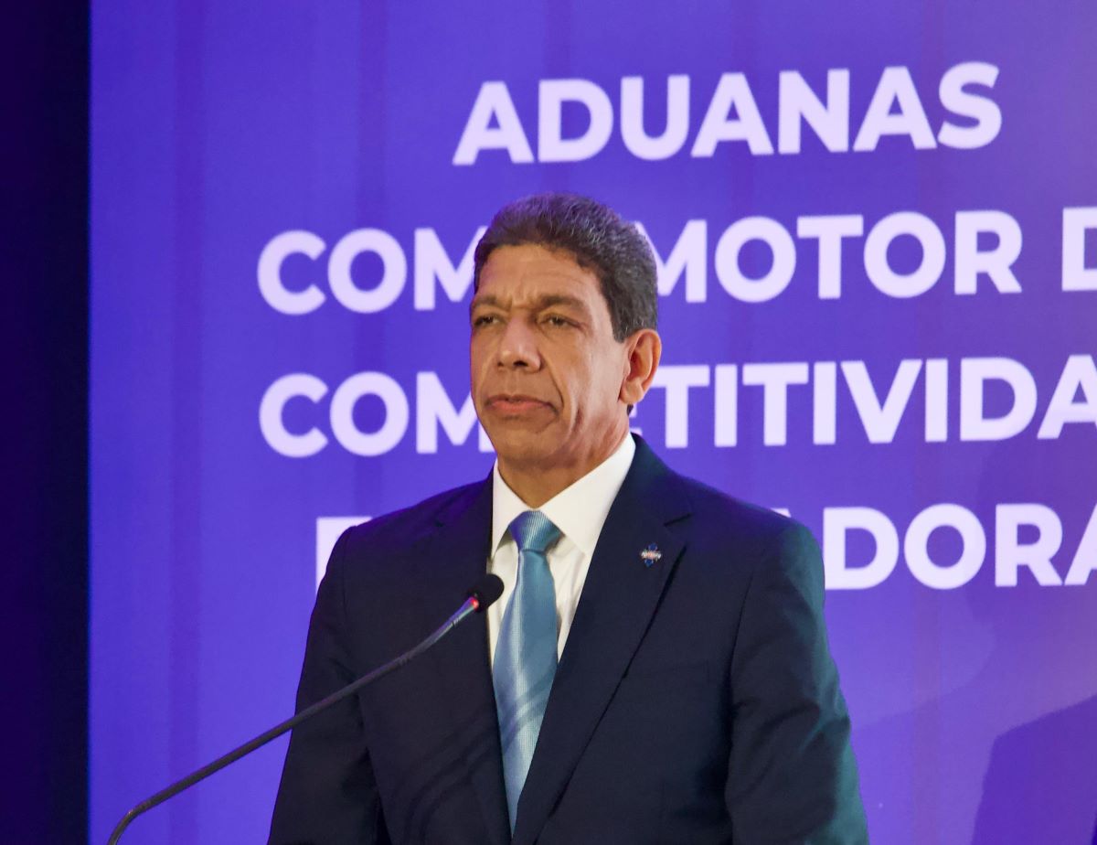 Exportaciones dominicanas impulsan economía nacional.
