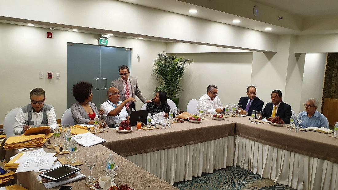 el jurado del pel en plena faena