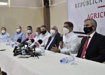 El ministro Limber Cruz informó que se están monitoreando los precios de los productos diariamente y la estabilidad que hay se mantiene.