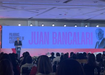En la segunda edición del Foro Mujeres de Impacto, organizado por Asonahores, Bancalari señala los desafíos que aún enfrenta el sector.