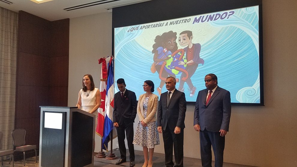 embajadora de canadá