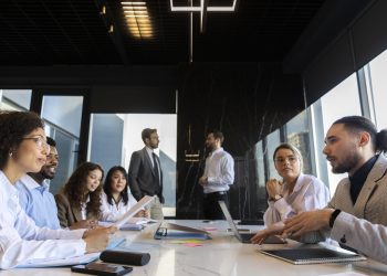 Es importante que las organizaciones aborden estos riesgos con un enfoque integral que combine resiliencia financiera.