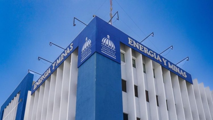 Las nuevas directrices buscan reducir el consumo de electricidad y agua en el sector público dominicano.