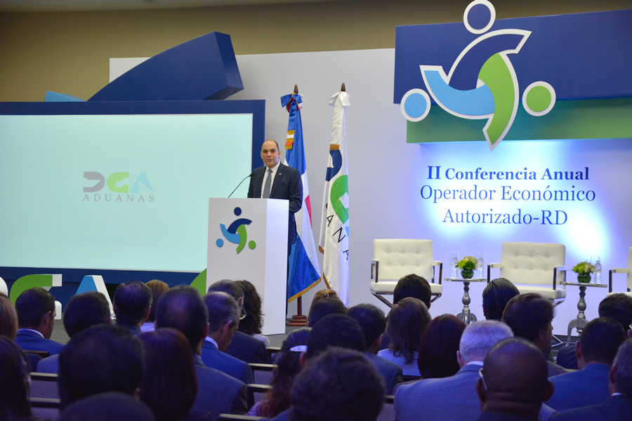 enrique ramírez paniagua, director general de aduanas
