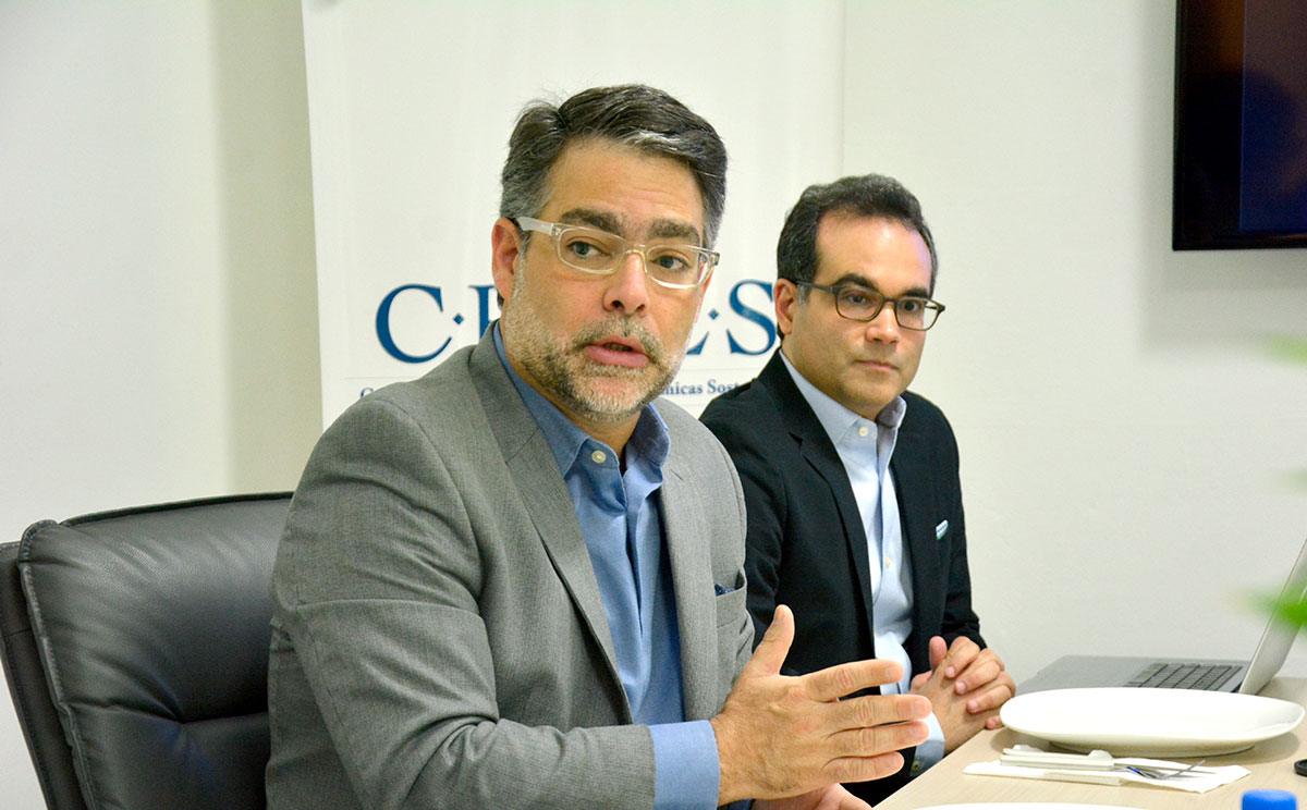 ernesto selman y miguel collado crees