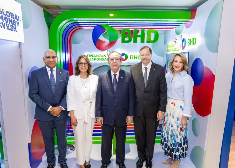 El BHD desarrolla una agenda de charlas, talleres y juegos que promueven el ahorro en los más pequeños y jóvenes.