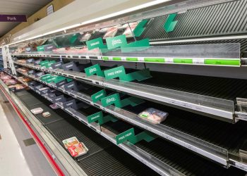 Estanterías vacías por ómicron en Estados Unidos